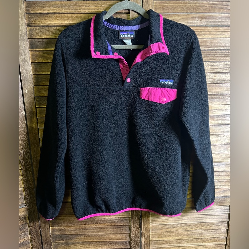 Patagonia Black Fleece Pullover with Pink Trim